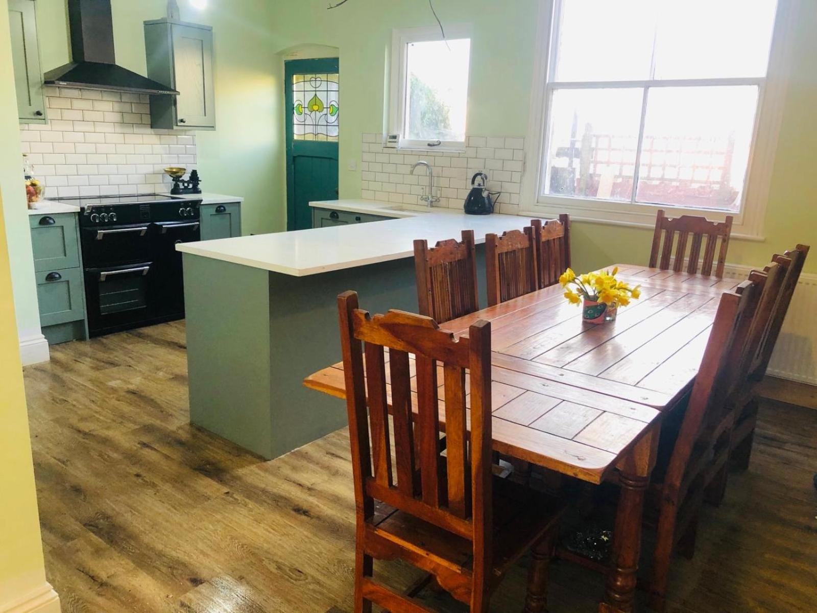 Llangollen Townhouse 4 Bedroom Екстериор снимка