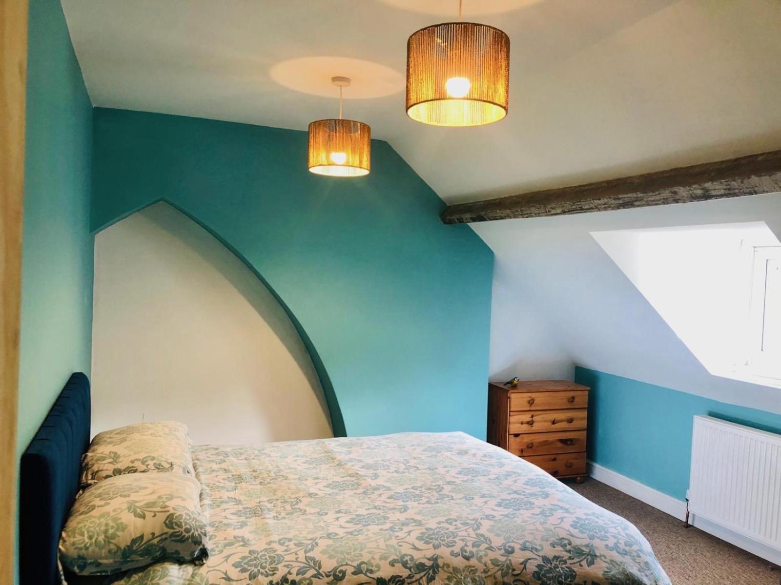 Llangollen Townhouse 4 Bedroom Екстериор снимка