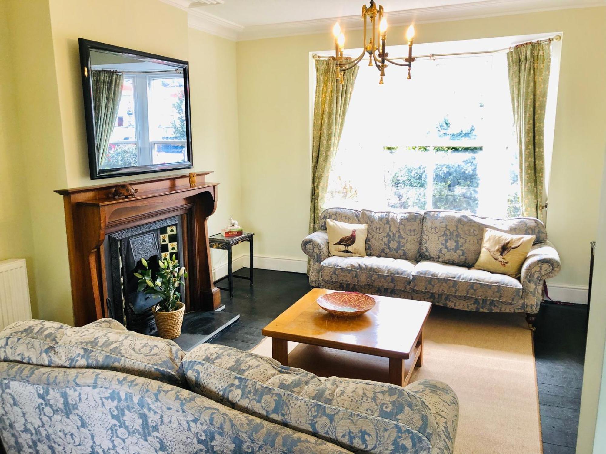 Llangollen Townhouse 4 Bedroom Екстериор снимка